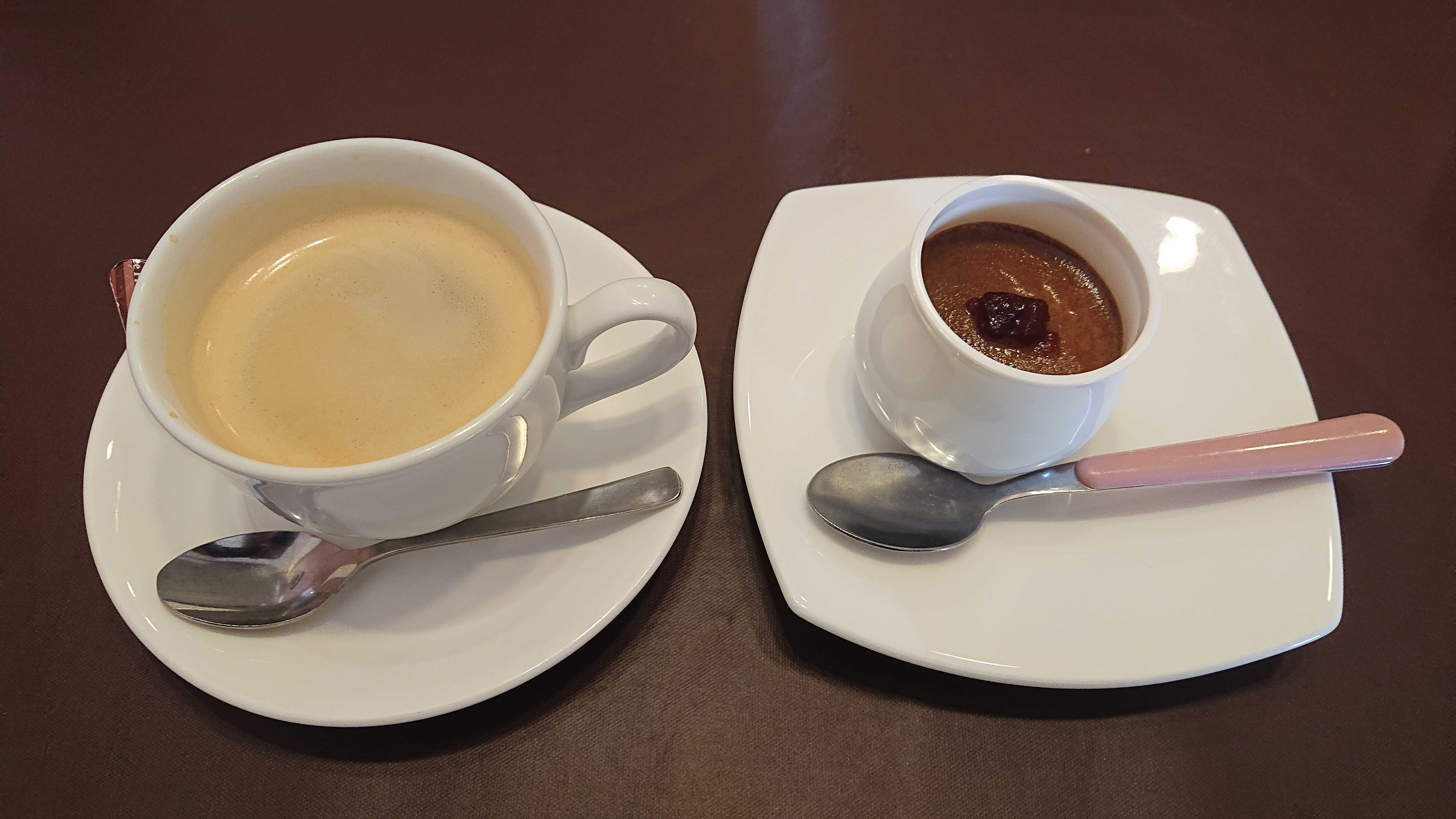 デザートとコーヒー