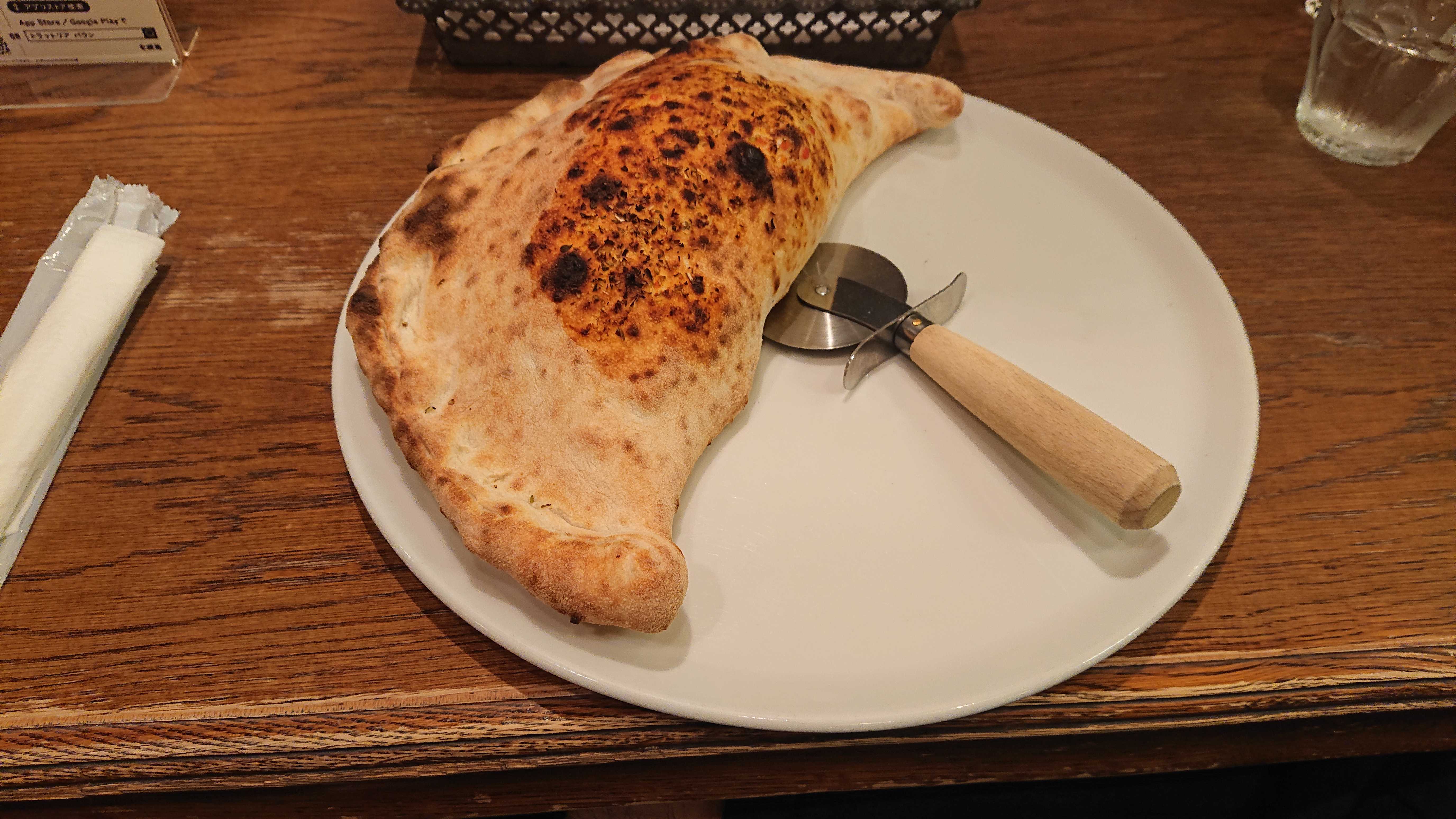 カルツォーネ