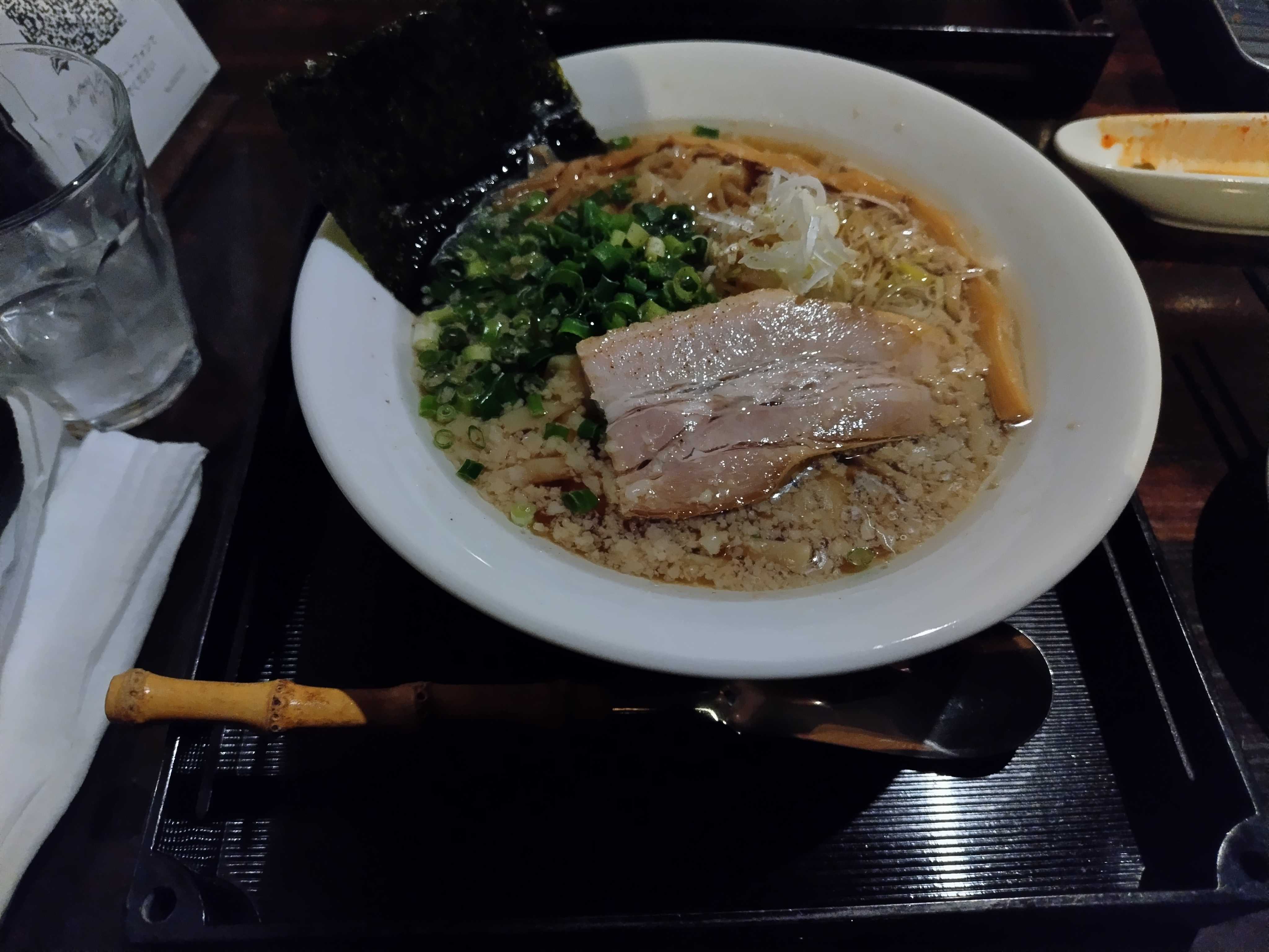 背脂醤油ラーメン